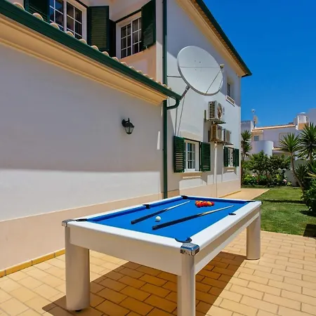Fatima Com Piscina Aquecida *